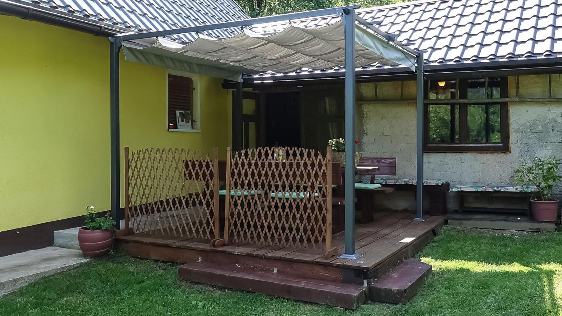 Kuca Za Odmor Forest Dream U Blizini Rijeke Kupe Plesce Ngoại thất bức ảnh